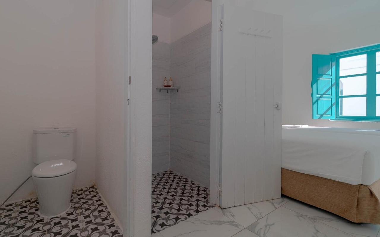 Loccal Collection Komodo Hotel 4*